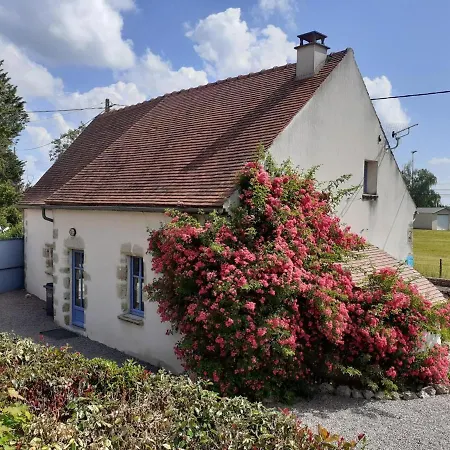 Hébergement de vacances Louchy-montfand, 3 Pièces, 4 Personnes - Fr-1-489-178 *